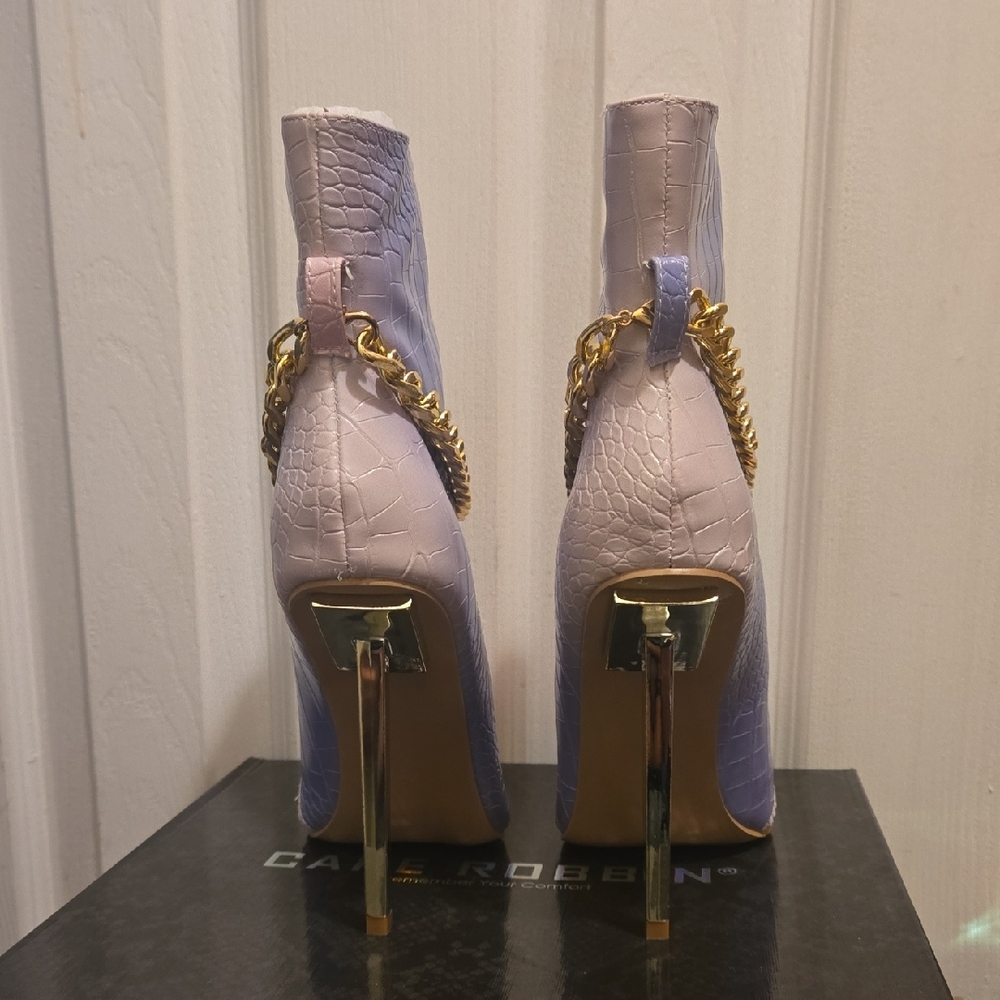 Elegant Pink and Purple Croc-Embossed Women's Boots - Picture 4 of 10